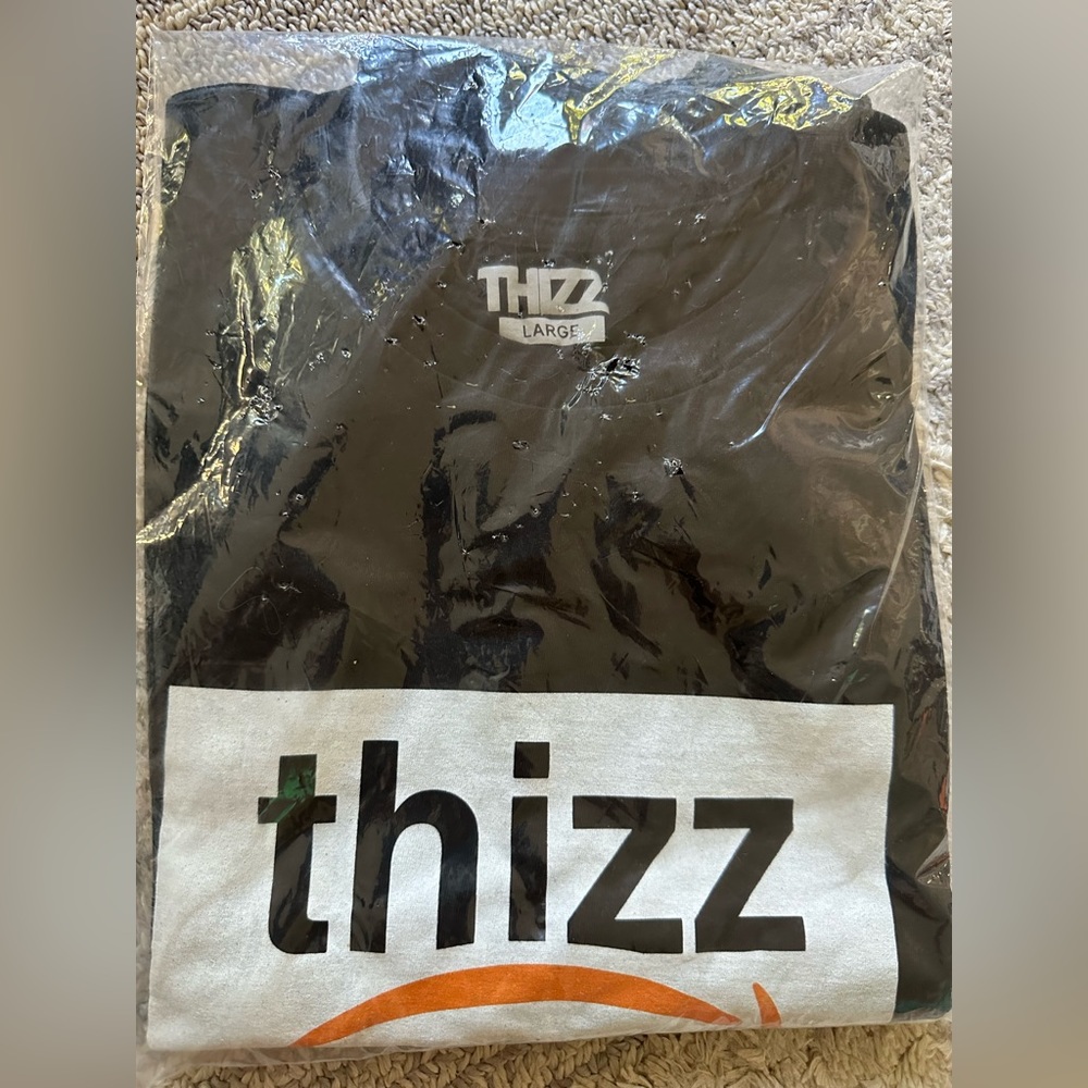 Short sleeve tee
